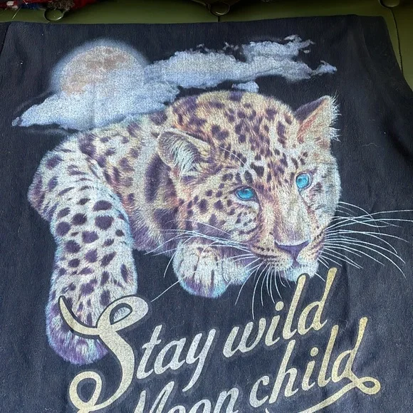 Spell very rare, Stay Wild Moonchild singlet, small.